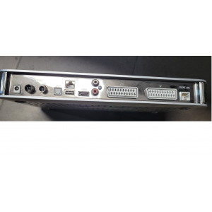 FASTWEB cu intrari SCART TV + VCR, Antenna IN,OUT, SPDIF, Ethernet, USB, HDMI, AVR L/R, HDMI, phone line, alimentare 12v 1.5A FASTWEB cu intrari SCART TV + VCR, Antenna IN,OUT, SPDIF, Ethernet, USB, HDMI, AVR L/R, HDMI, phone line, alimentare 12v 1.5A